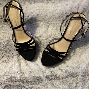 Jessica Simpson stilettos it's